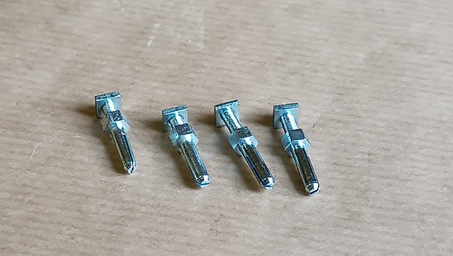 Pces Spare Recorder UHER 714 : Four Bobbins Hold Bonnet/Trim Pces Spare Recorder UHER 714 : Four Bobbins Hold Bonnet/Trim