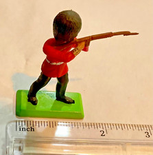 Britains Deetail British Guardsman toy soldier