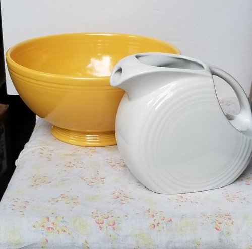 Vintage Fiesta YELLOW Large Footed Salad Bowl Pedestal Bowl Homer Laughlin 1940s - Picture 11 of 11