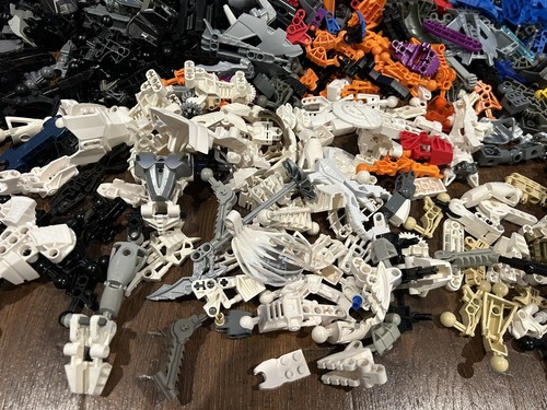 Lego Bionicle Lot Masks Weapons 11 LB - Picture 22 of 24