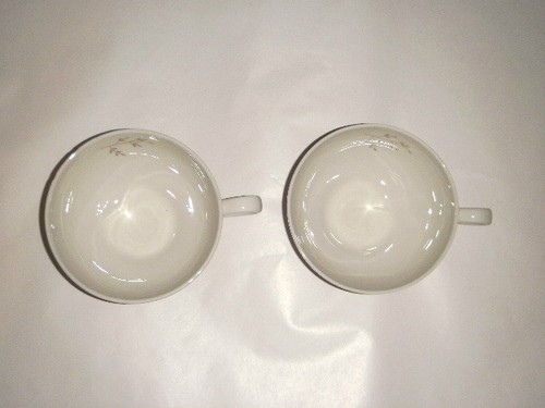 TAYLORTON TST VINTAGE PAIR JOHN GILKES ECHO DELL COFFEE TEA 2" CUPS BLUE FLORAL - Picture 5 of 11