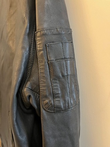 Avirex - Intermediate MA-1 Modified Air Force, Black Leather Bomber Jacket, XL - Picture 7 of 13