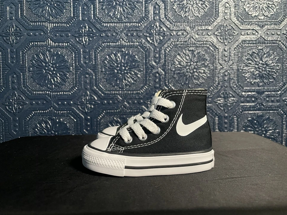 Mandriles Converse Hi Top Infantil Bebés Niños Pequeños Niños Niñas 7J231 Mercado de Chinatown Foto 2 de 4