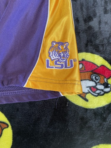 LSU Tigers Gym Shorts NCAA By KA Drawstring Size Med 10 In Inseam Good - Bild 3 von 10