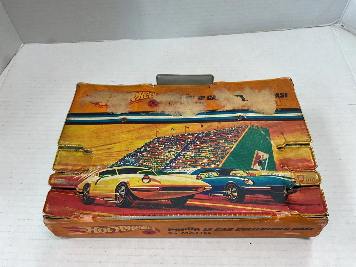 1968 Hot Wheels Case In Diecast & Toy Vehicle Display Cases