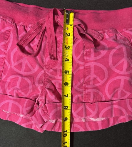 VTG Victoria’s Secret PINK Peace Sign Cuffed Shortie Shorts Sz 2 Y2K 2010s - Picture 8 of 8