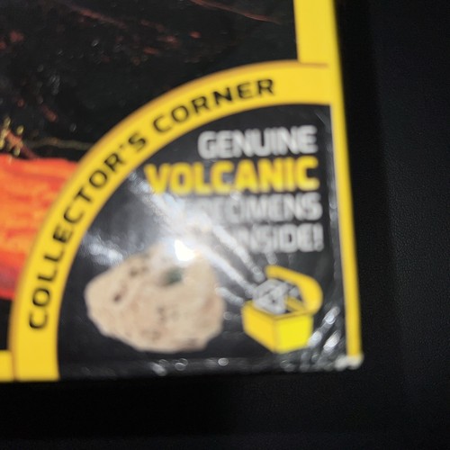 NATIONAL GEOGRAPHIC Build Your Own Volcano STEM Science Fair Class Project NEW - Picture 2 of 6
