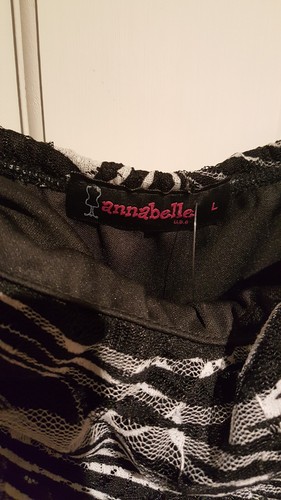 NUEVO CON ETIQUETAS VESTIDO BLANCO Y NEGRO SIN MANGAS ANNABELLE AÑOS 2000 TALLA JUNIORS GRANDE - Imagen 4 de 4