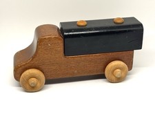 Vintage/Handmade/Wooden/Truck/Push Toy/8  Long, 3.75  wide  3.5  Tall