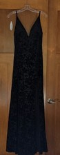 Morilee Black Velvet Floral Sleeveless V Neck Maxi Dress Size 8 Formal