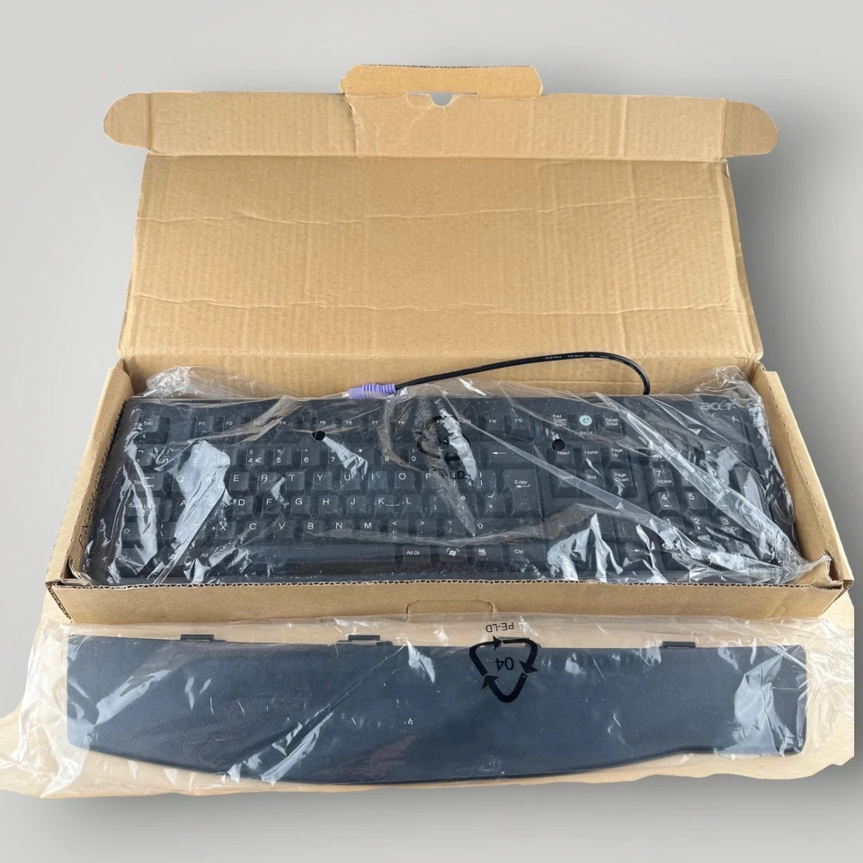 Acer KB-2971 PS/2 Keyboard New Boxed + Fujitsu KB400 PS/2 Wired Vintage Bundle - Image 2 of 4