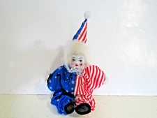 Clown figurine 10 in Petite Pals Artmark stars and stripes