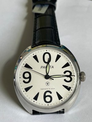 RAKETA ZERO  mechanism 2609 USSR  new case steel MANS WRISTWATCH marriage