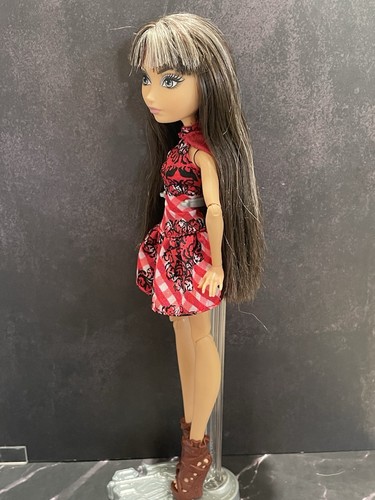 Ever After High Cerise Hood Enchanted Picnic Doll 2014 EAH Mostly Complete - Picture 6 of 13