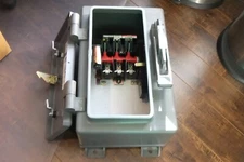 Robroy Stahlin Wall Mount Enclosures Control Disconnect & Square D TDN60 Switch 