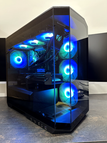 GAMING PC / Intel Core i7-14700k / Radeon RX 9070 XT / 4TB M.2 SSD / 64GB RAM - Picture 8 of 10