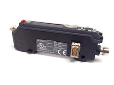 Keyence FS-V32CP Photo Electric Fiber Optic Sensor 24V 20mA M8 Connector 