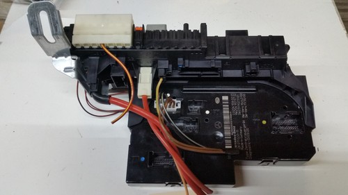 2012 2013 2014 MERCEDES BENZ W204 C250 C300 C350 C63 AMG REAR SAM FUSE RELAY BOX - Picture 3 of 5