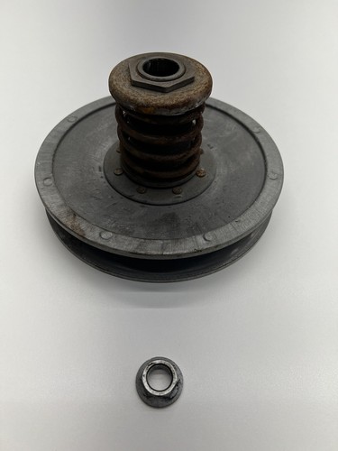#129 16-23 2019 YAMAHA KODIAK GRIZZLY 700 EPS 4WD Secondary Driven Drive Clutch - Picture 4 of 12