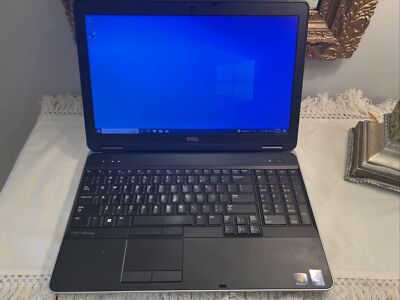 Dell Latitude E6540 15.6