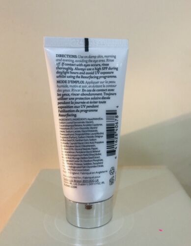 Elemis Dynamic Resurfacing Facial Wash 30ML Sealed - Picture 2 of 3