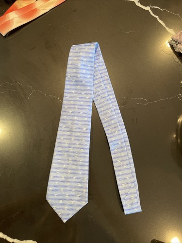 Cravatta Chanel blu retrò anni '90 vintage di proprietà di Reza Farahan - Foto 2 di 7