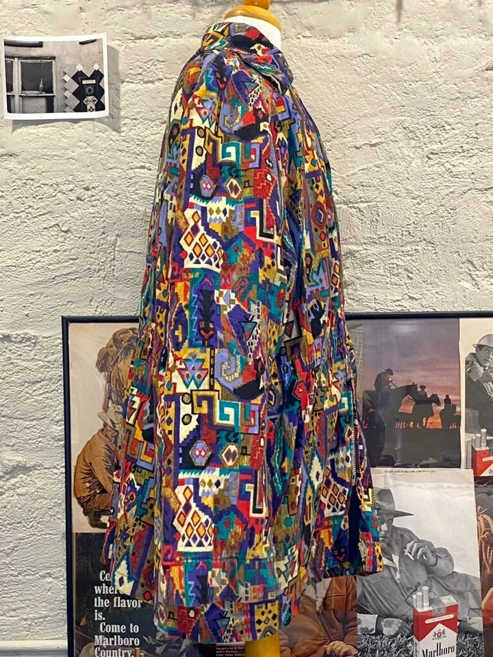 Abrigo De Colección Colorido Geométrico Abstracto Hecho a Mano Encontrado en Portugal - Comprobar Medida Foto 2 de 4