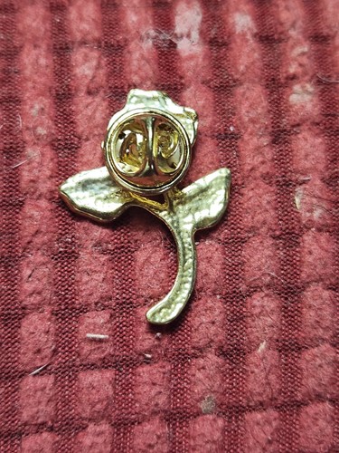 Goldfarbener Modeschmuck aus Metall - Mini Rose Pin - Bild 4 von 7