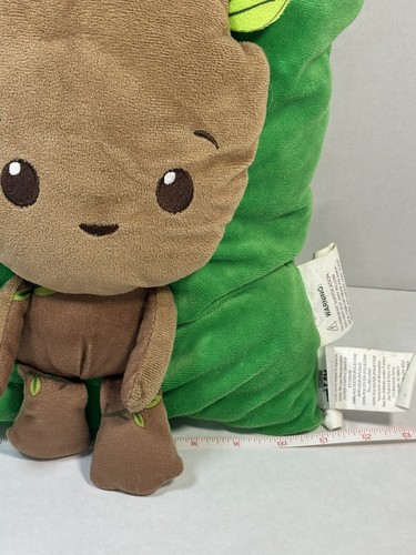 Almohada Marvel Guardianes de la Galaxia Groot Verde 3D Acurrucada Usada en Excelente Condición - Imagen 5 de 10