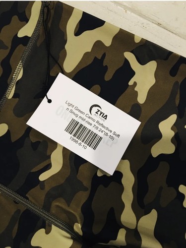 Zyia Active Camo Reflective Soft N Snug Mid-Rise leggings 7/8 24” Size 8-10 NWT - Picture 4 of 4