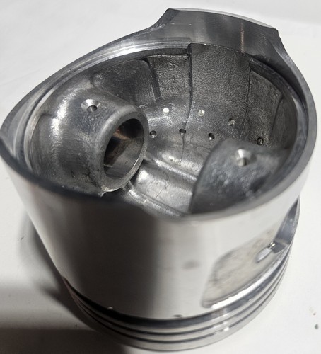1 NEW Kawasaki W1 W2 650 W1SS W2SS W2TT Commander .040 O/S Piston OEM 13027-023 - Picture 7 of 11