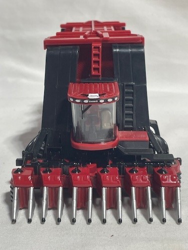 ERTL 1/64 Case IH Module Express 625 Cotton Picker w/ Bale, VGC!!! - Picture 8 of 10