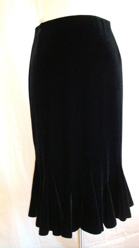 JS COLLECTIONS Black Velvet Trumpet Skirt Long Ruffle Hem Stretchy Size 4 NEW - Picture 6 of 11
