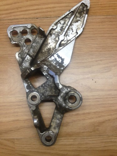 Yamaha FZR1000 Genesis 1986 Right Side Riders Hanger Foot Rest FZR 100 - Bild 4 von 4