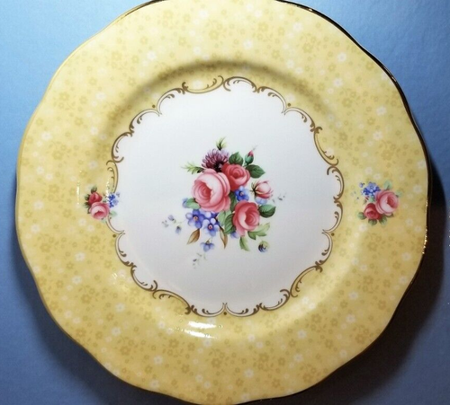 Royal Albert 100 Years 1950-1990 Plate Set 8" Multicolor 5 Piece #40017562 - Picture 3 of 9