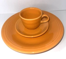 Fiesta Ware Homer Laughlin China Co. Orange Dinner Plate, Cup, Saucer Match