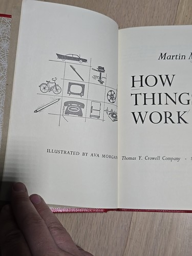 How Things Work By Martin Mann 1st Printing 1960 - Picture 7 of 9