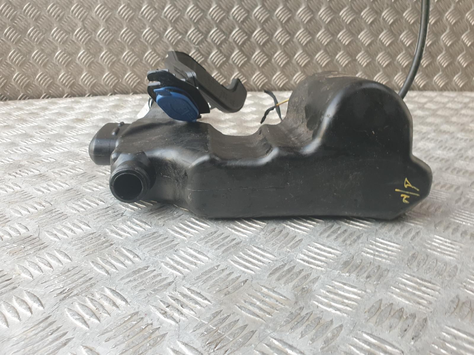 Picture 4 of 10