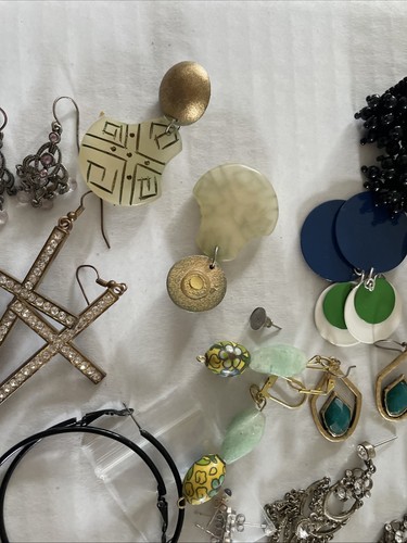 Pendientes Joyería Cajón Chatarra Vintage, Brazalete Serpiente, Anillo  - Imagen 3 de 24