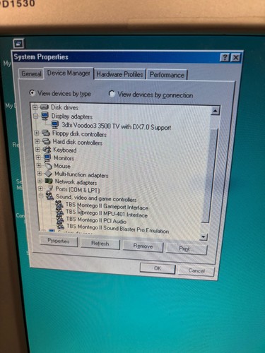 Dell Dimension XPS T550 pentium 3 550 Windows 98 3DFX Voodoo 3 Graphics card - Picture 13 of 16