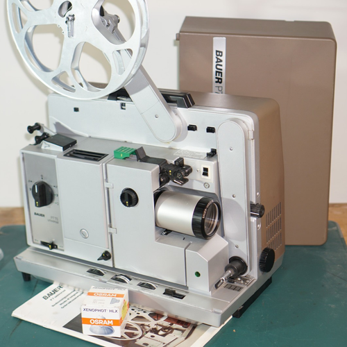 16mm Bauer P7 TS Filmprojektor - frisch gewartet - mit Standbildprojektion - Picture 1 of 14