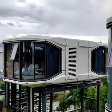 Hot Selling Waterproof Outdoor Adventure Space Capsule Prefab House