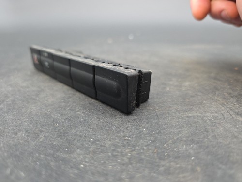05-07 FORD FIVE HUNDRED MONTEGO HAZARD TRACTION CONTROL 5F9T 13D734 BEW X28-49 - Picture 4 of 7