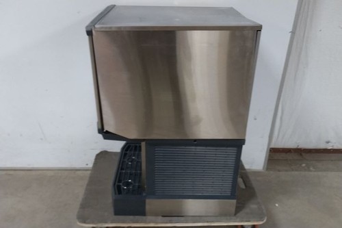 Scotsman HID525W-1 115V Ice Dispenser, Ice Maker, and Water Dispenser (C) - Picture 11 of 11