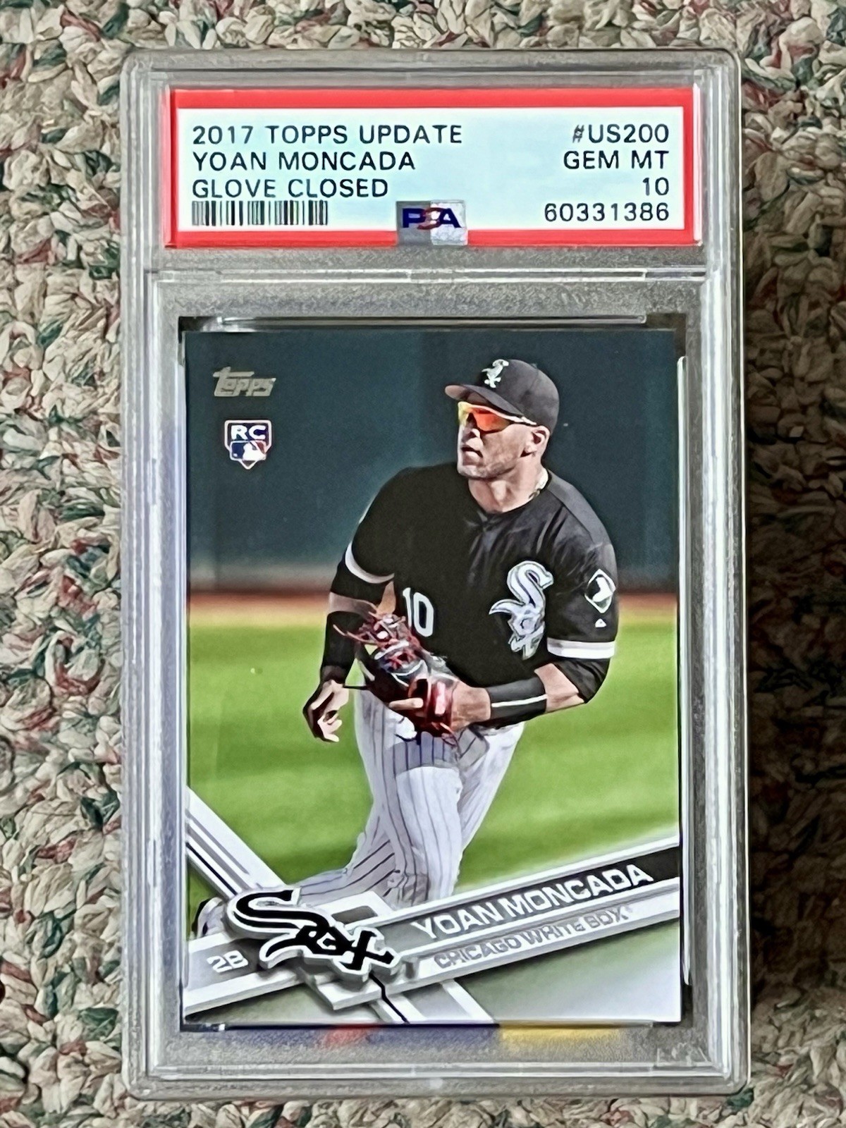 YOAN MONCADA 2017 Topps UPDATE GLOVE CLOSED #US200 PSA 10 GEM MINT RC