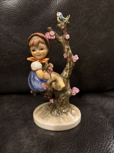 Vintage Goebel Hummel Figur Apfelbaum Mädchen Hum 141 TMK 5 West Germany