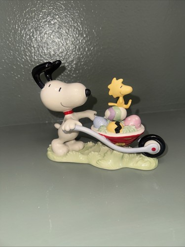 Lenox Snoopy's Easter Egg Delivery Peanuts Figurine  - Picture 3 of 8