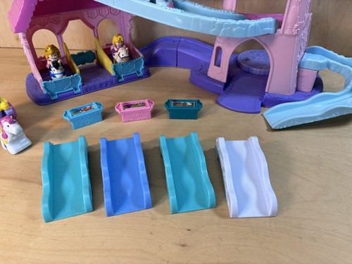 Fisher Price Klip Klop Little People Disney Princess Castle 7 Horses WORKS - Picture 13 of 23