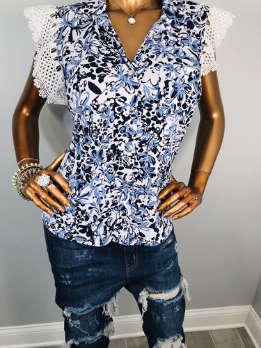 Adrienne Vittadini L Top Stretch Floral Short Cap Slvs Blouse Low V Cut Logo - Picture 3 of 12