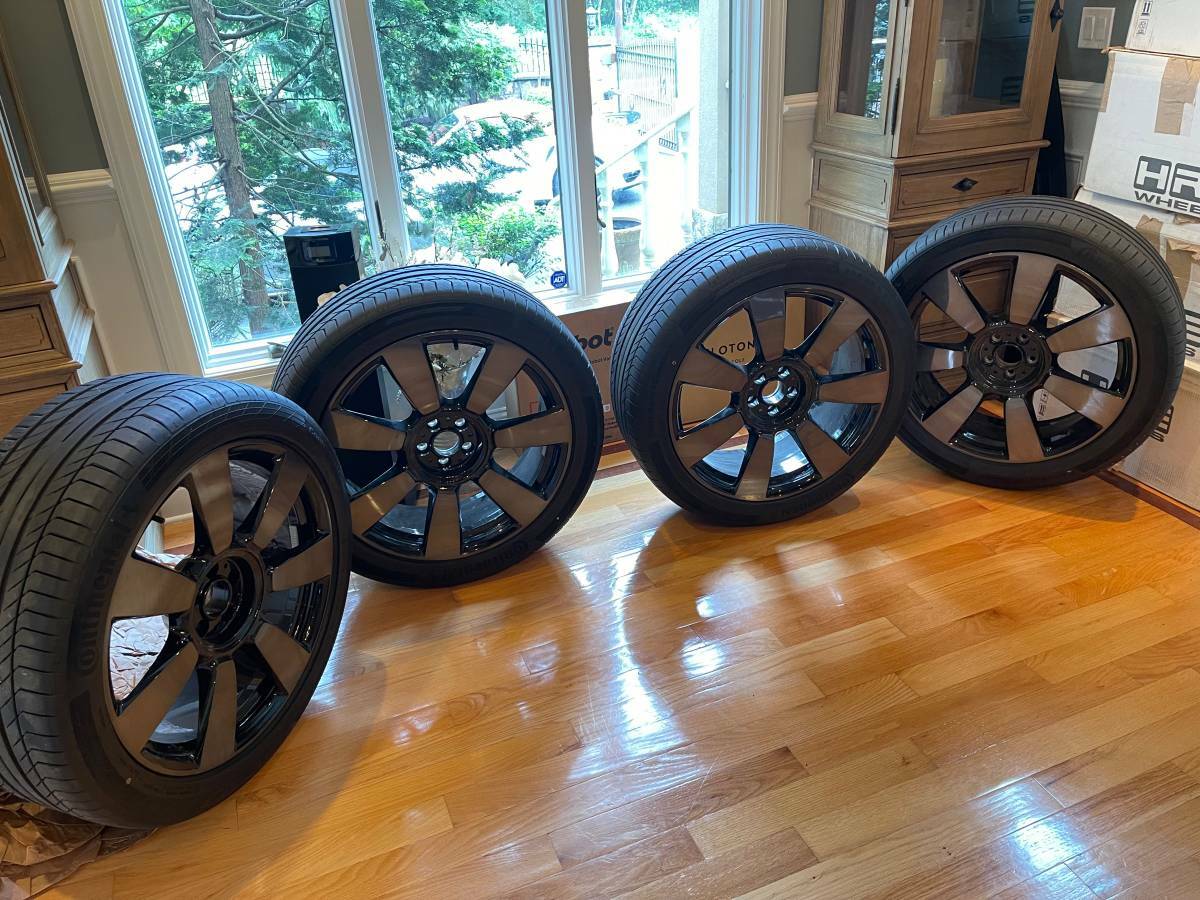 GENUINE ROLLS-ROYCE CULLINAN 7 SPOKE PART POLISHED SHADOW WHEELS OEM FACTORY SET